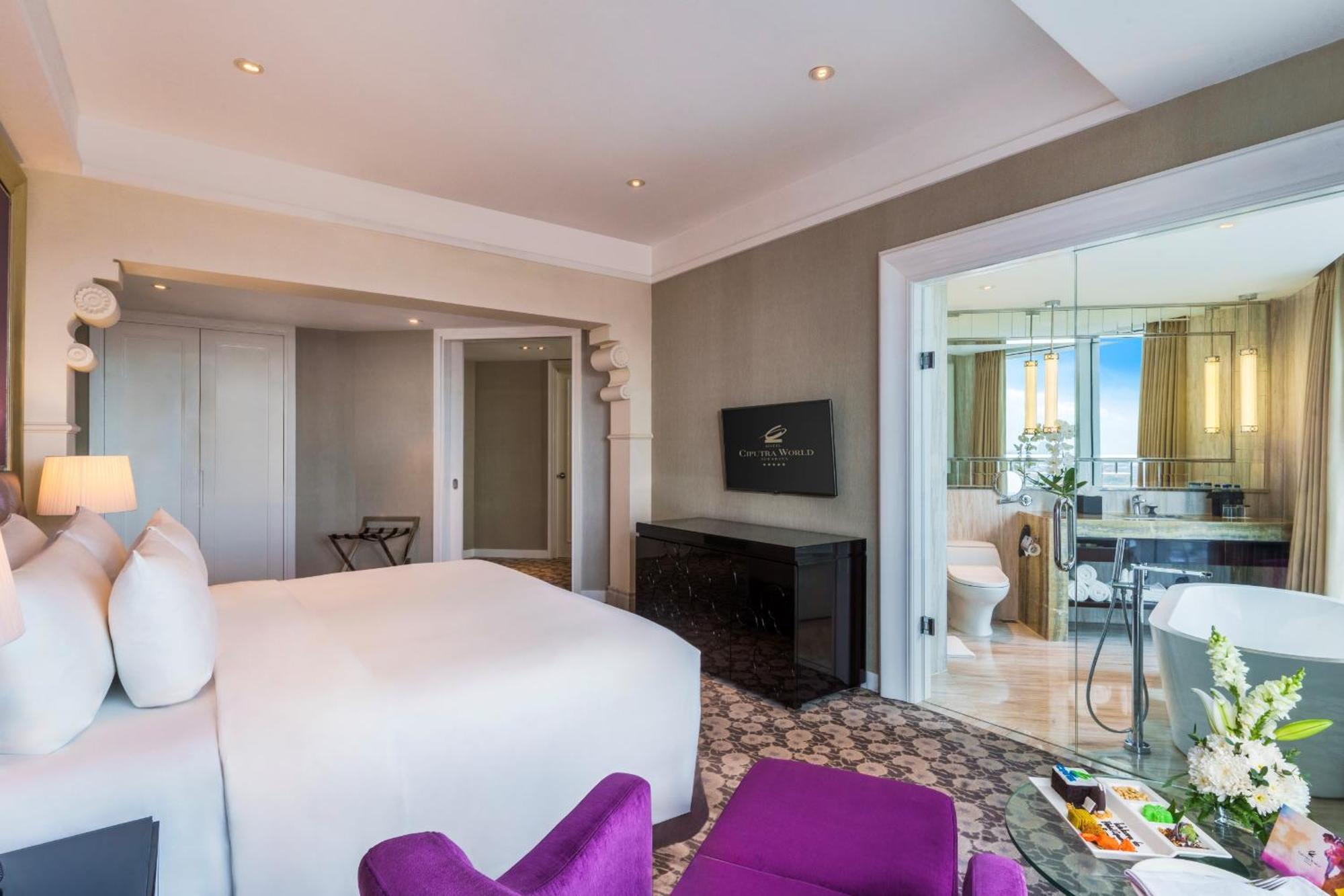 Hotel Ciputra World Surabaya Managed By Swiss-Belhotel International Exteriör bild
